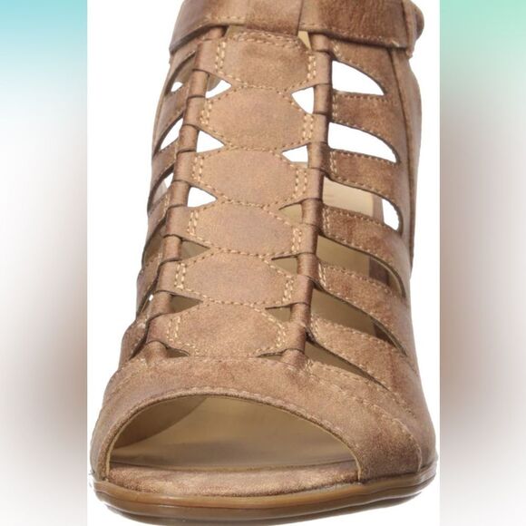 Naturalizer Women's Talan Slingback Heeled Sandal sz 9 EUC - Picture 7 of 7